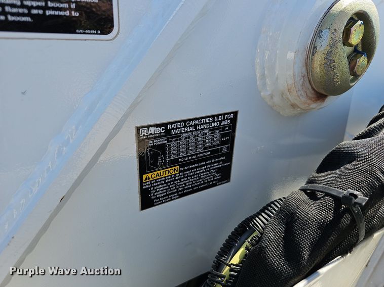 image for item EJ6167 2013 Freightliner Business Class M2 digger derrick truck