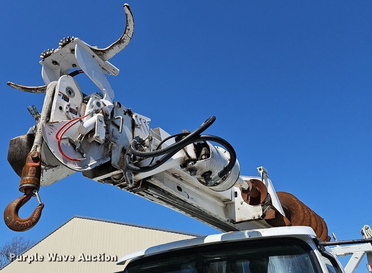 image for item EJ6167 2013 Freightliner Business Class M2 digger derrick truck