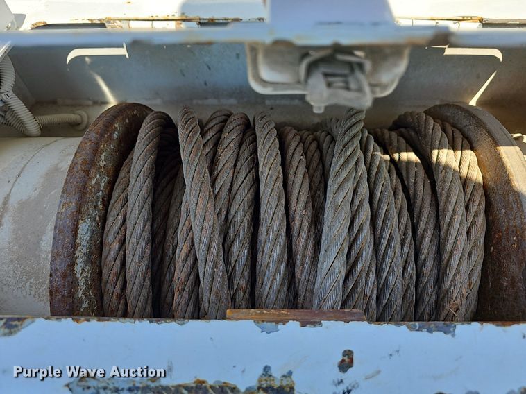 image for item EJ6167 2013 Freightliner Business Class M2 digger derrick truck