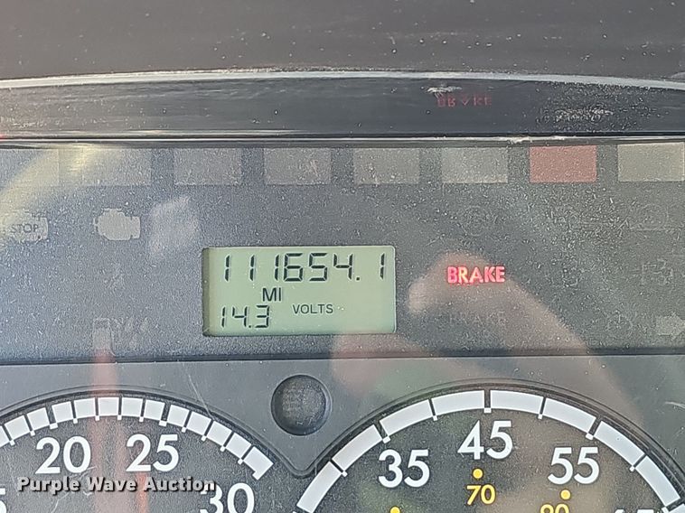 image for item EJ6167 2013 Freightliner Business Class M2 digger derrick truck