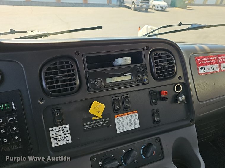 image for item EJ6167 2013 Freightliner Business Class M2 digger derrick truck