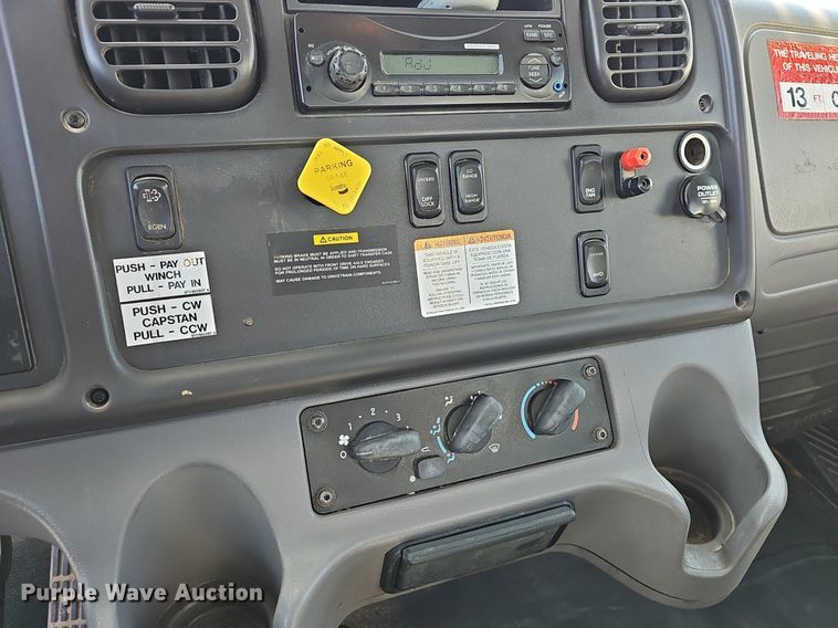 image for item EJ6167 2013 Freightliner Business Class M2 digger derrick truck