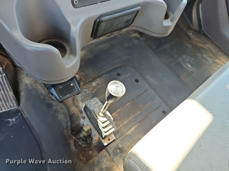 image for item EJ6167 2013 Freightliner Business Class M2 digger derrick truck