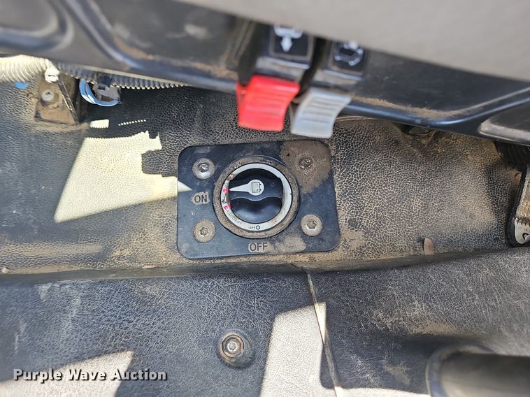 image for item EJ6167 2013 Freightliner Business Class M2 digger derrick truck