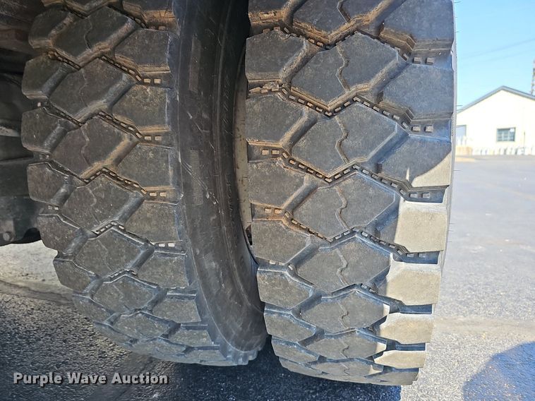 image for item EJ6167 2013 Freightliner Business Class M2 digger derrick truck