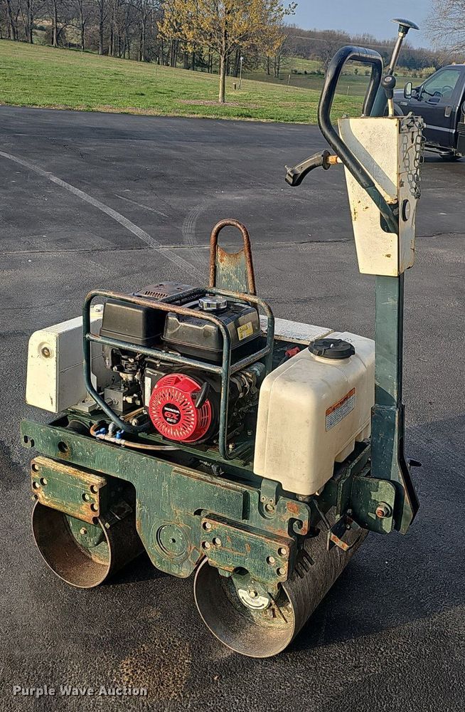 image for item EJ6181 Sakai HS67ST walk behind double roller compactor