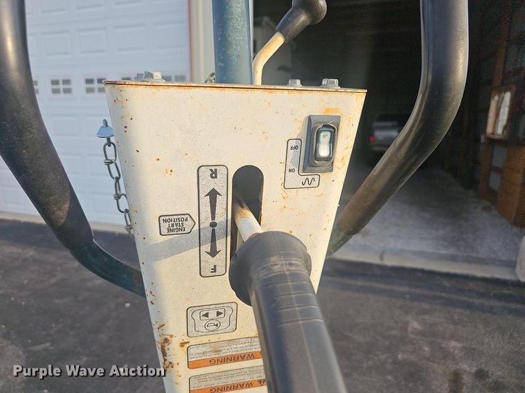 image for item EJ6181 Sakai HS67ST walk behind double roller compactor