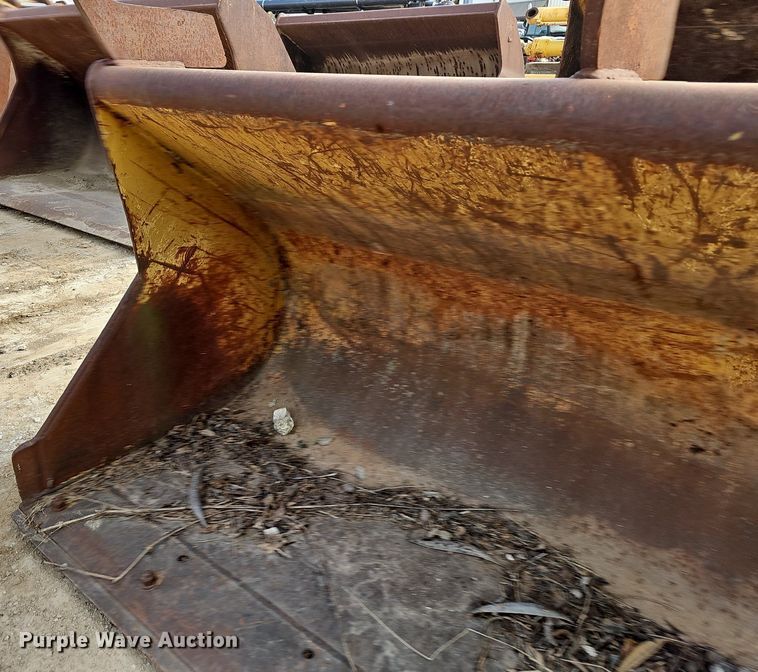 image for item EJ6187 88