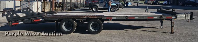 image for item EJ6202 2002 Blue Diamond  equipment trailer