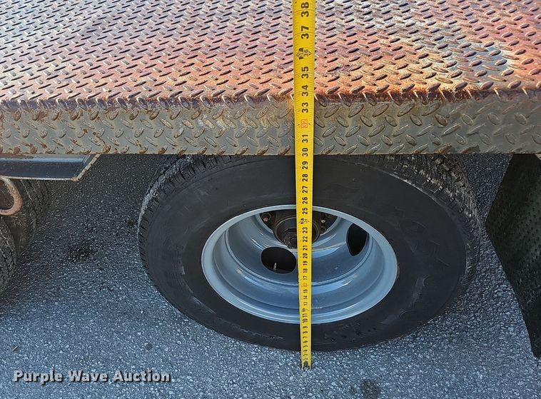 image for item EJ6202 2002 Blue Diamond  equipment trailer