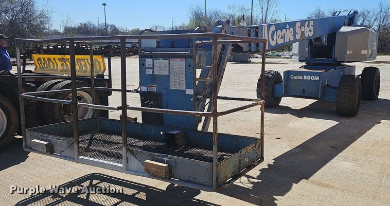 image for item EJ6207 1996 Genie  S-65 boom lift