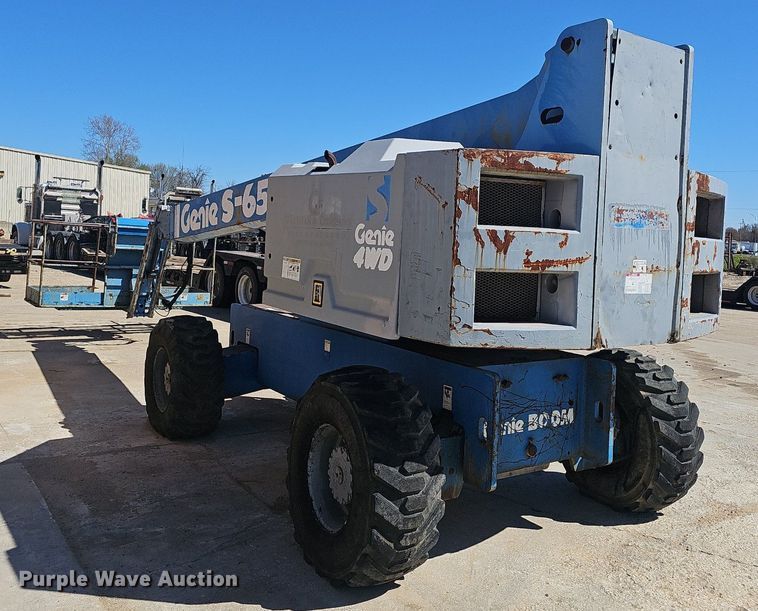 image for item EJ6207 1996 Genie  S-65 boom lift