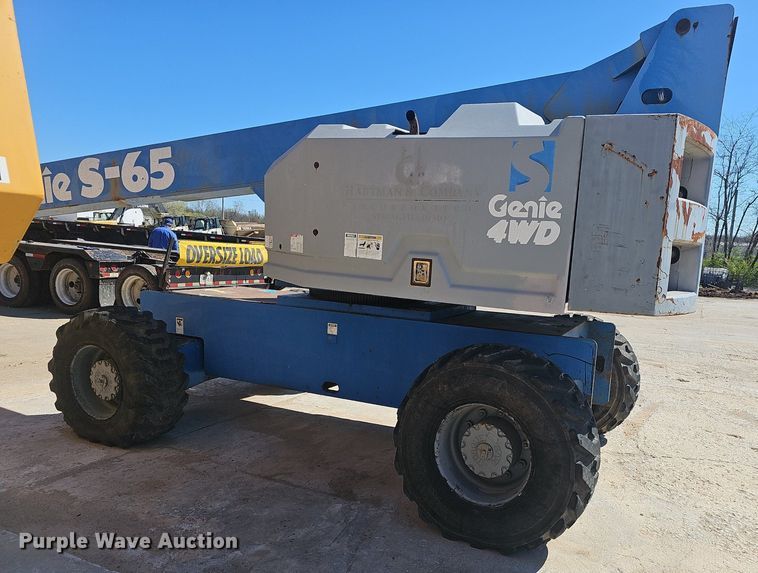 image for item EJ6207 1996 Genie  S-65 boom lift