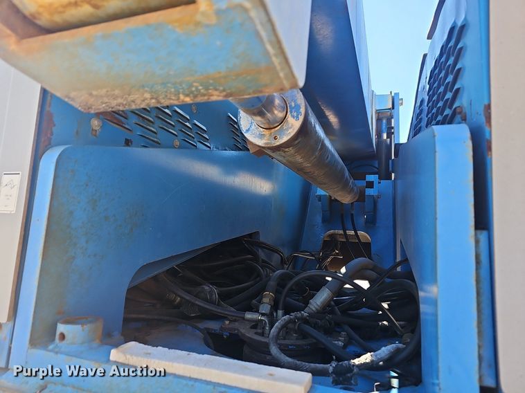 image for item EJ6207 1996 Genie  S-65 boom lift