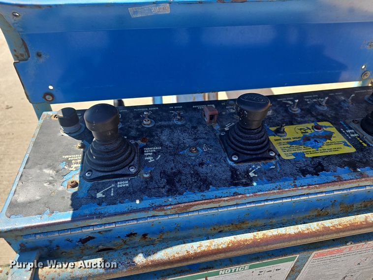 image for item EJ6207 1996 Genie  S-65 boom lift