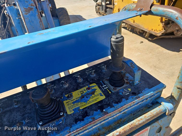 image for item EJ6207 1996 Genie  S-65 boom lift