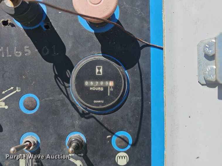 image for item EJ6207 1996 Genie  S-65 boom lift