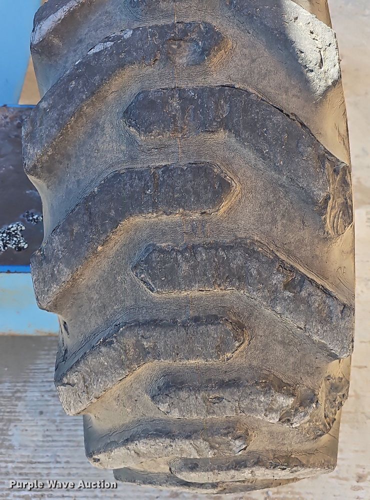 image for item EJ6207 1996 Genie  S-65 boom lift