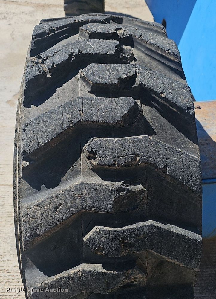 image for item EJ6207 1996 Genie  S-65 boom lift