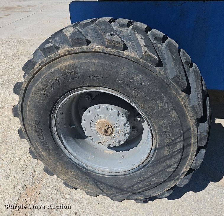 image for item EJ6207 1996 Genie  S-65 boom lift