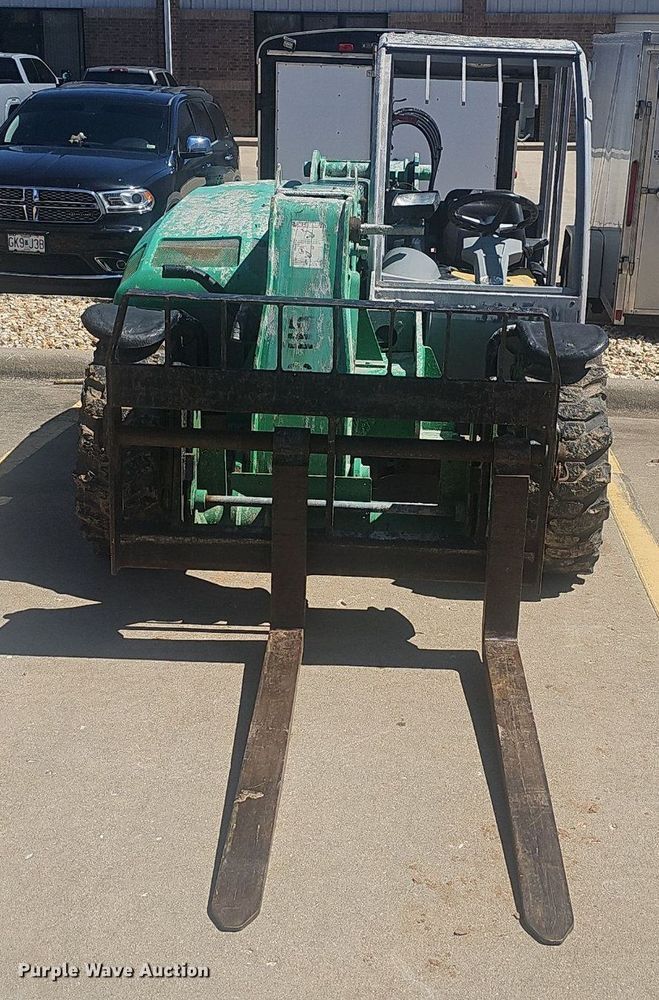 image for item EJ6208 2013 Genie GTH-5519 