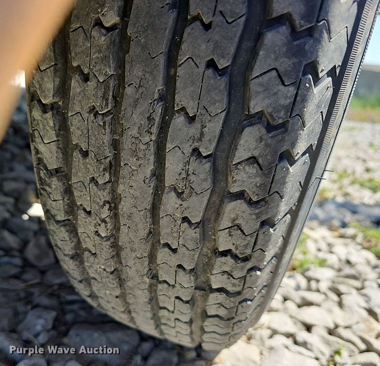 image for item EJ6210 2015 Lamar UT1607 utility trailer