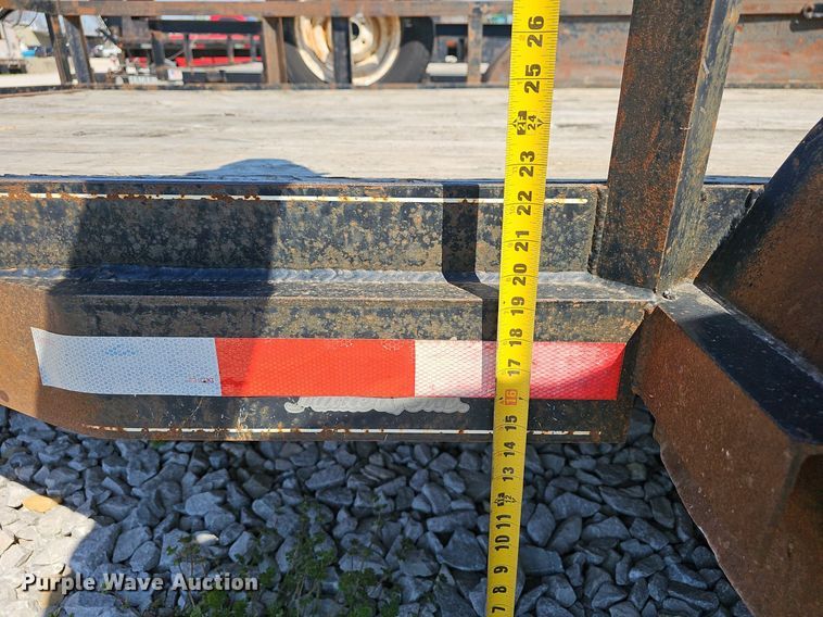 image for item EJ6211 2012 Kodiak  utility trailer