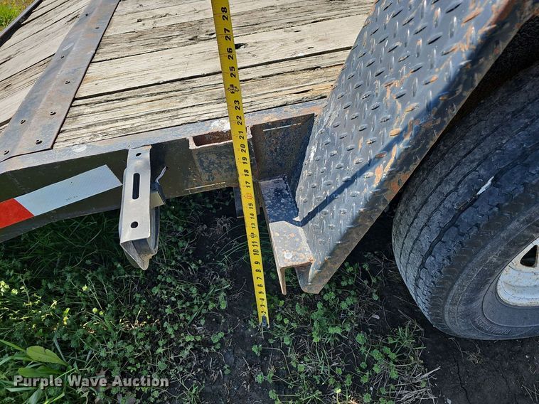 image for item EJ6212 2006 Kodiak  utility trailer