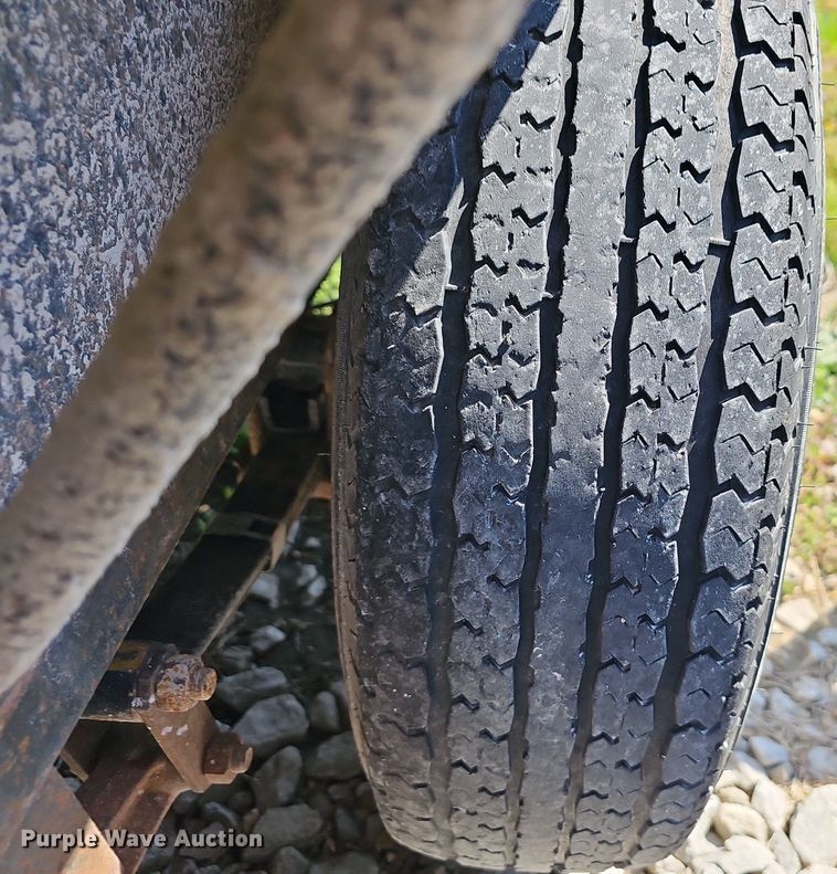 image for item EJ6212 2006 Kodiak  utility trailer