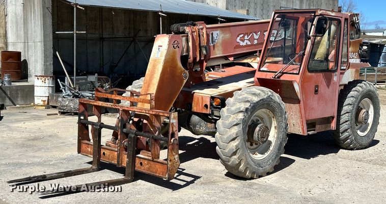 image for item EK4327 1997 Sky Trak 8042 telehandler