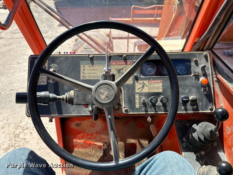 image for item EK4327 1997 Sky Trak 8042 telehandler