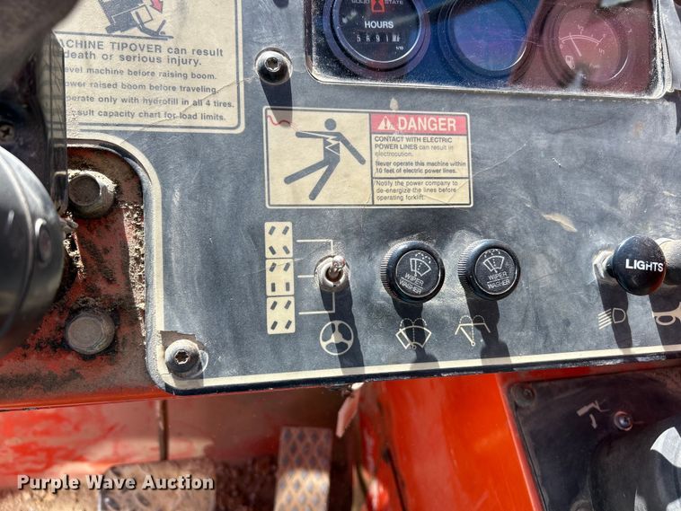 image for item EK4327 1997 Sky Trak 8042 telehandler