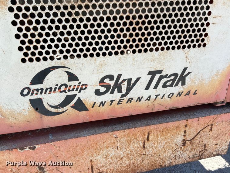 image for item EK4327 1997 Sky Trak 8042 telehandler