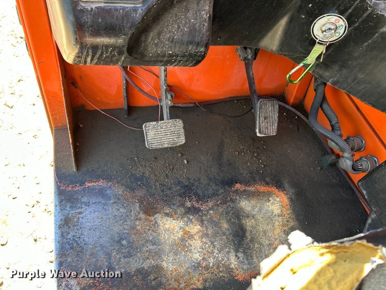 image for item EK4328 JLG G6-42A telehandler