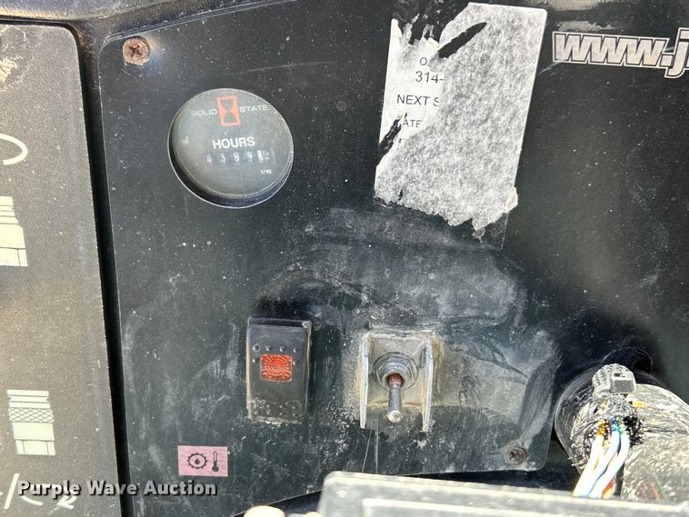 image for item EK4328 JLG G6-42A telehandler