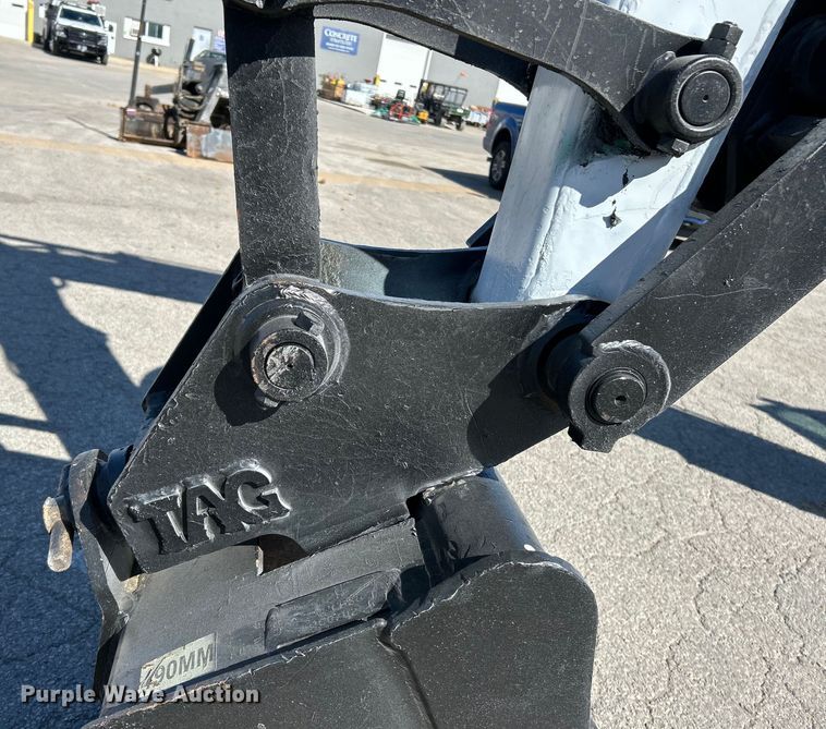 image for item EK4330 2014 Bobcat  E85M mini excavator