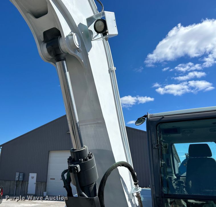 image for item EK4330 2014 Bobcat  E85M mini excavator