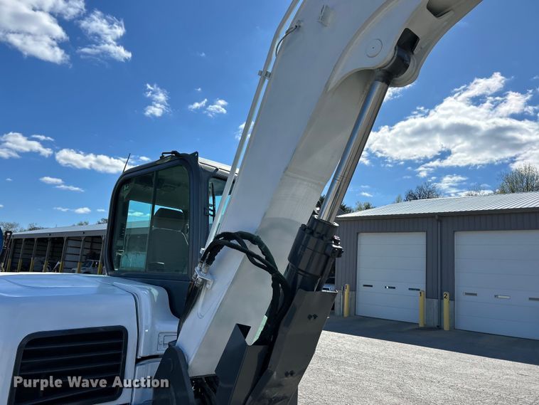 image for item EK4330 2014 Bobcat  E85M mini excavator