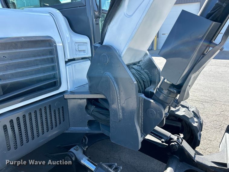 image for item EK4330 2014 Bobcat  E85M mini excavator