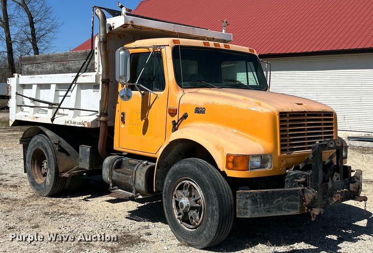 image for item EK4334 1995 International 4900 dump truck