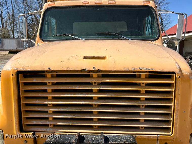 image for item EK4334 1995 International 4900 dump truck