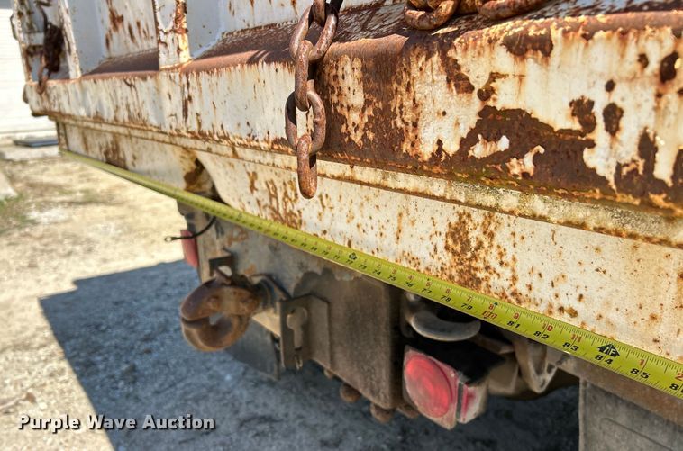 image for item EK4334 1995 International 4900 dump truck