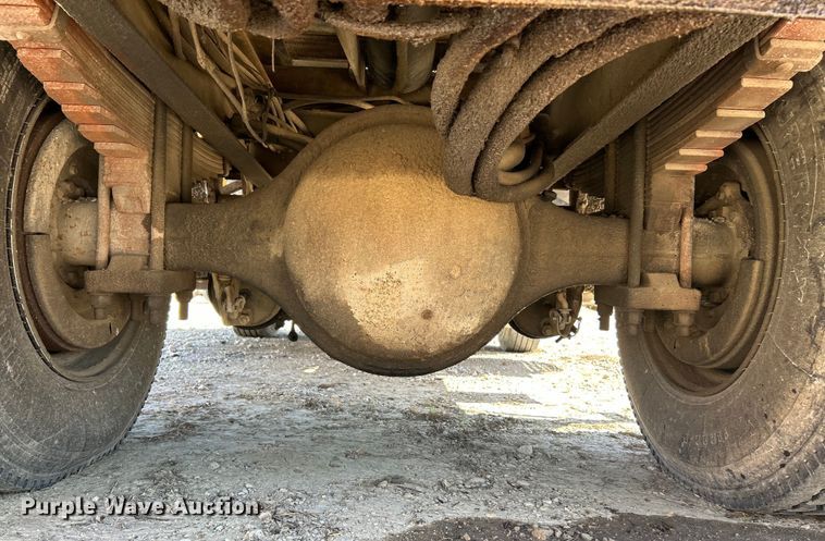 image for item EK4334 1995 International 4900 dump truck