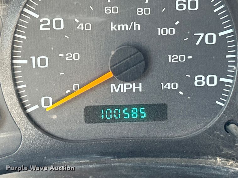 image for item EK4337 2006 GMC C8500 dump truck