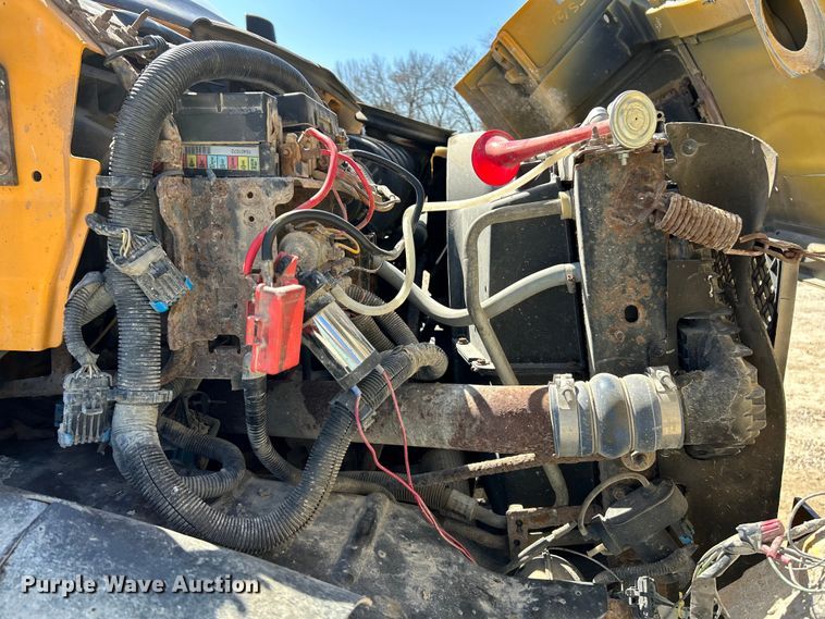 image for item EK4337 2006 GMC C8500 dump truck