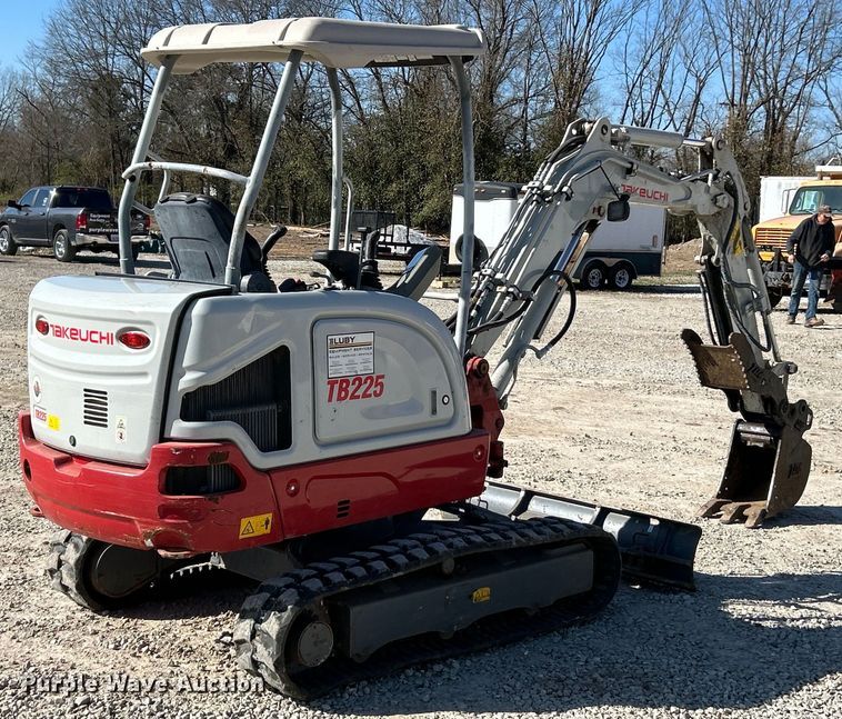 image for item EK4338 2021 Takeuchi TB225 mini excavator