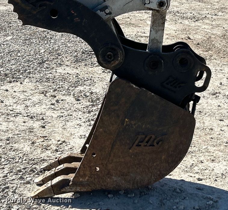 image for item EK4338 2021 Takeuchi TB225 mini excavator