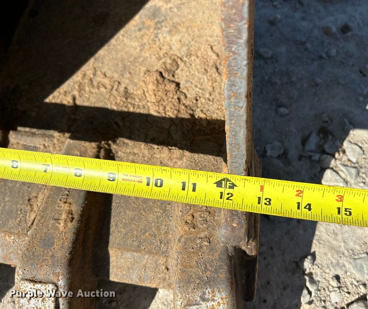 image for item EK4338 2021 Takeuchi TB225 mini excavator