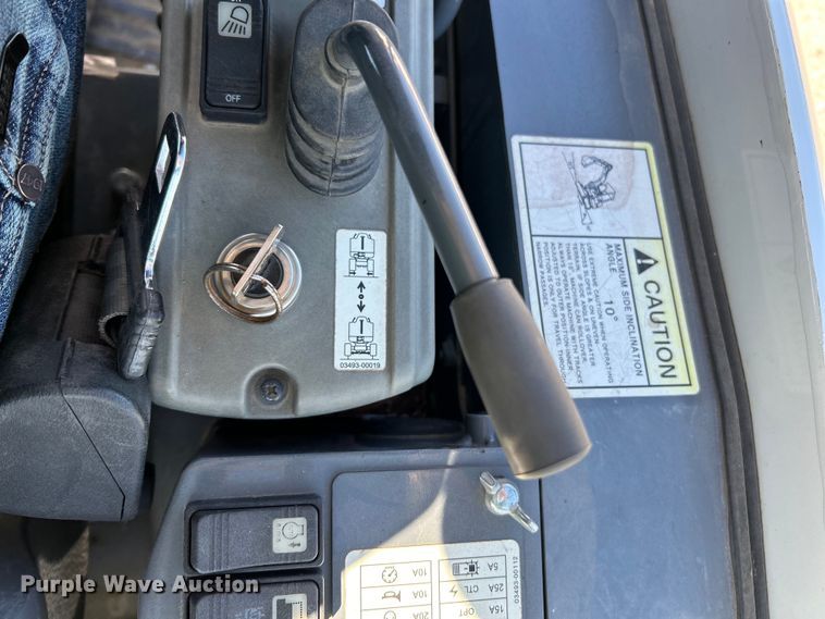 image for item EK4338 2021 Takeuchi TB225 mini excavator