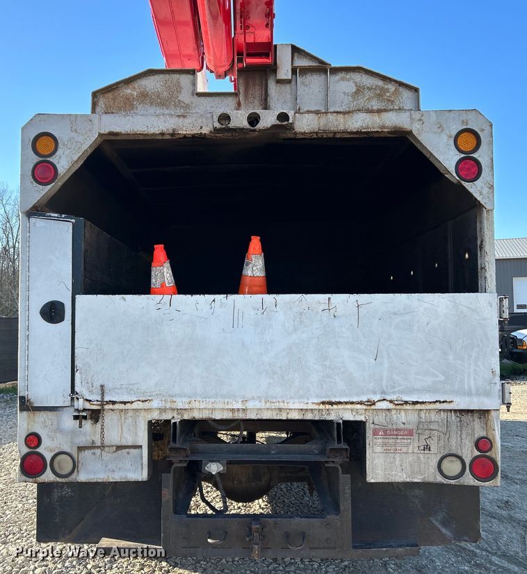 image for item EK4340 2007 Ford F750 Super Duty XL bucket truck